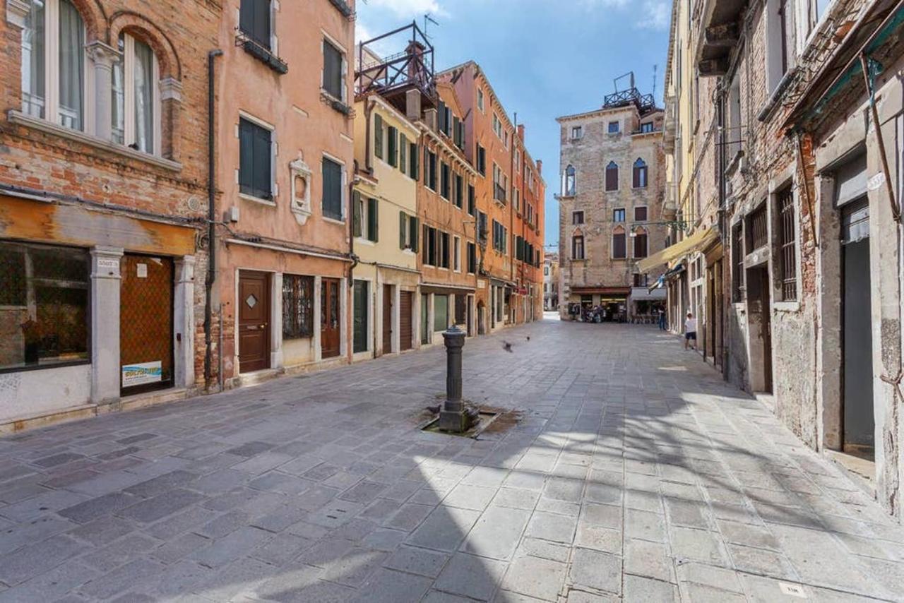 Apartamento ֍ Splendido Attico - Arsenale - Con Terrazza ֍ Venecia Exterior foto